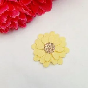 Large daisy fringe clip