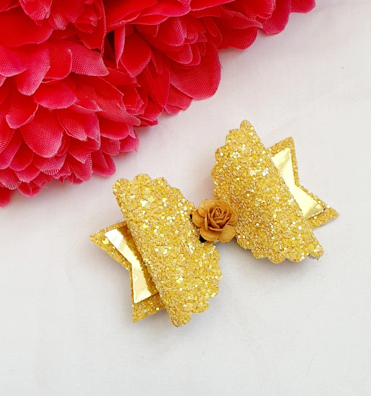 Medium yellow bow with flower
