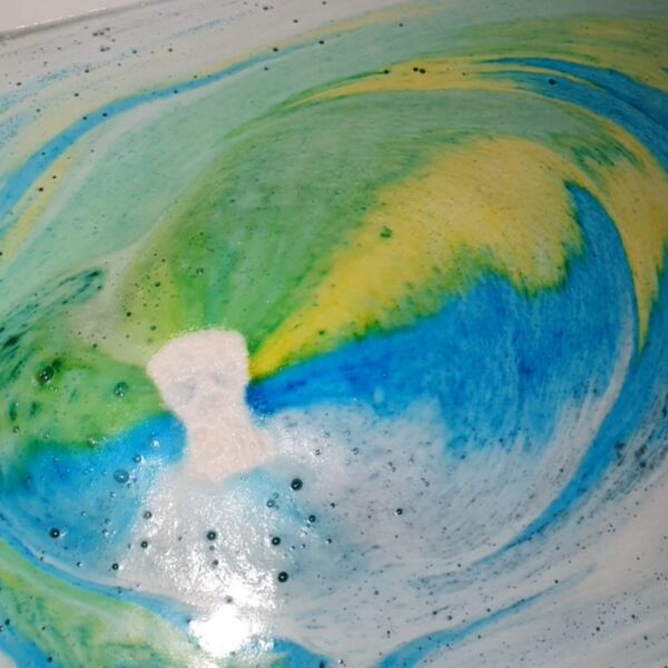 Skull Drip Bath Bomb