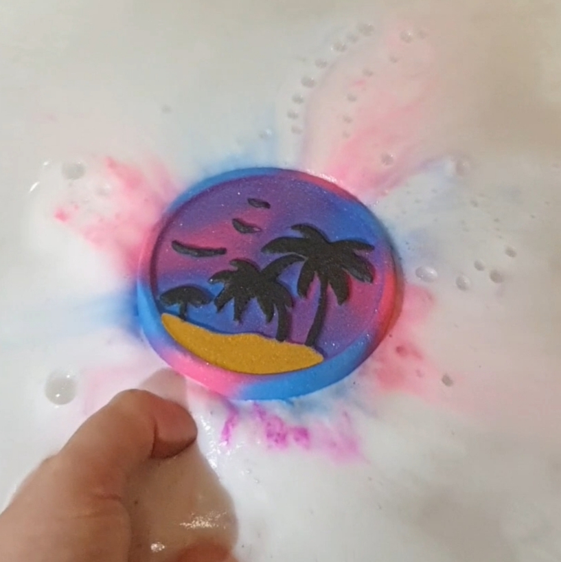Paradise Beach Bath Art Bomb