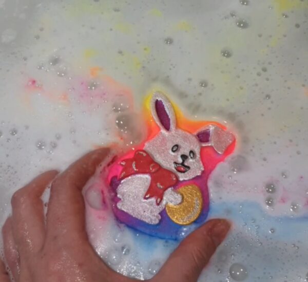 Bunny Bath Art Bomb