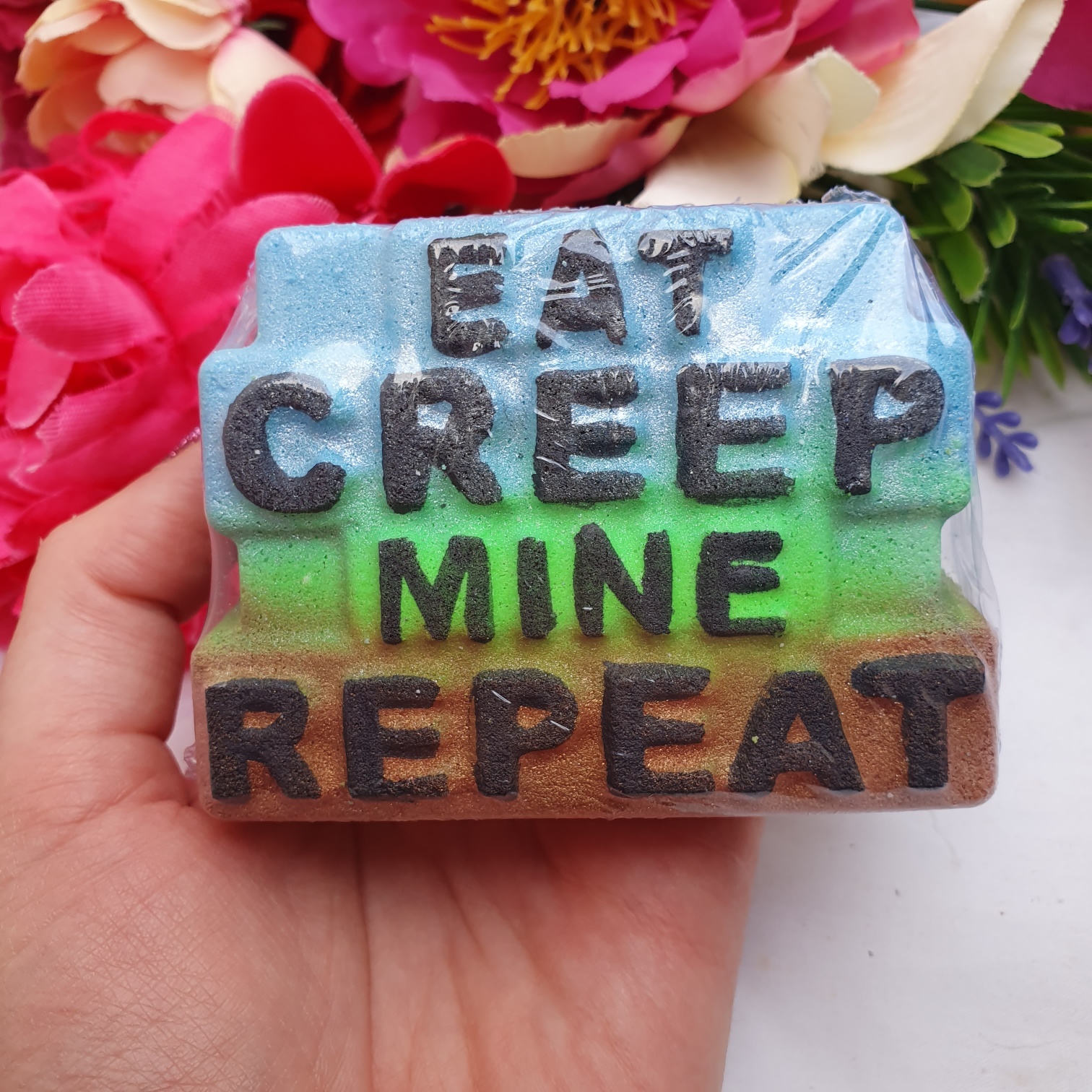 Mine, Repeat Bath Art Bomb