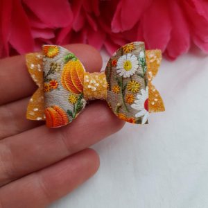 Pumpkin Dinky Bow Fringe Clip